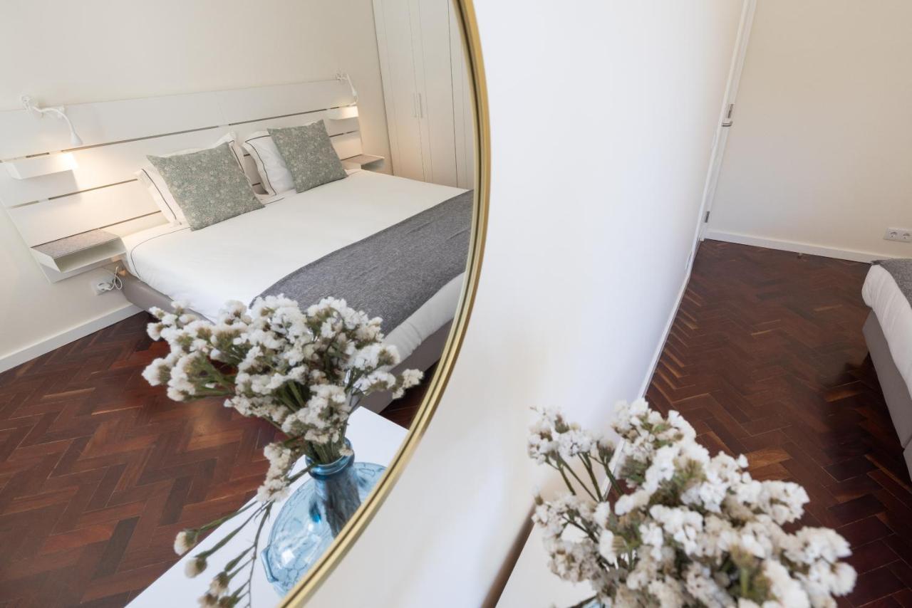 Casa Do Largo - Cozy Apartment In The City Center & With Ac Lisbon Exterior photo