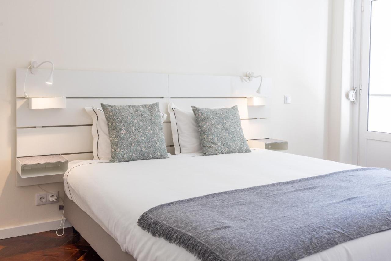 Casa Do Largo - Cozy Apartment In The City Center & With Ac Lisbon Exterior photo